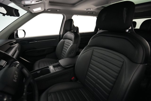 2024 Kia EV9 — photo 3 of 29