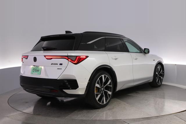 2024 Acura ZDX — photo 2 of 23
