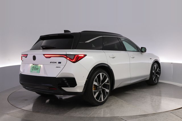 2024 Acura ZDX — photo 2 of 23