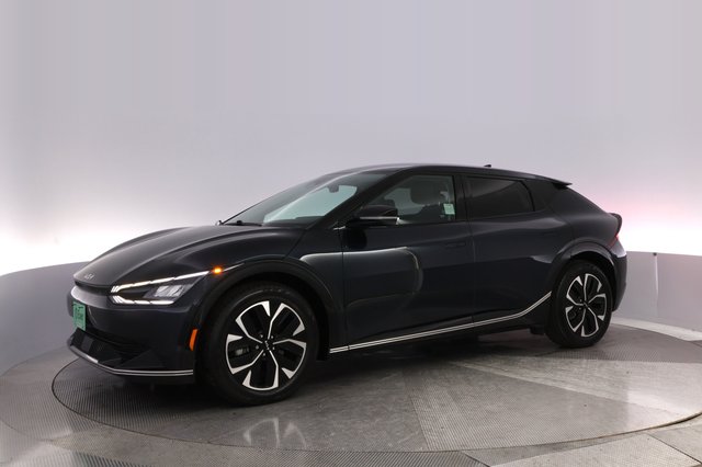 2024 Kia EV6 — photo 14 of 28