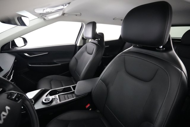 2024 Kia EV6 — photo 3 of 28