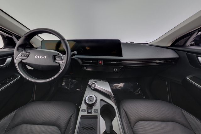 2024 Kia EV6 — photo 21 of 28