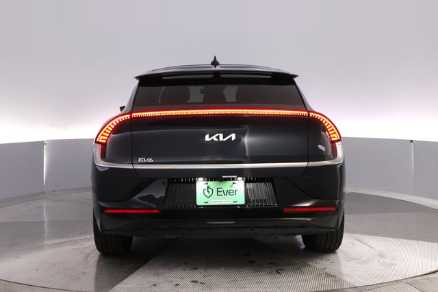 2024 Kia EV6 — photo 12 of 28