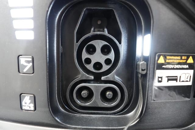 2024 Kia EV6 — photo 8 of 28