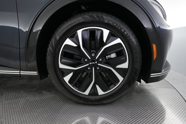 2024 Kia EV6 — photo 16 of 28