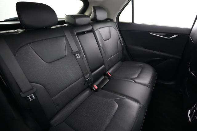 2023 Kia Niro EV — photo 4 of 27