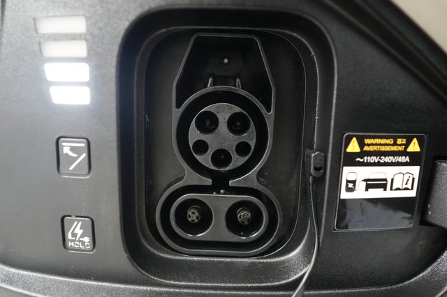 2023 Kia EV6 — photo 8 of 26