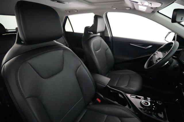 2023 Kia Niro EV — photo 18 of 24