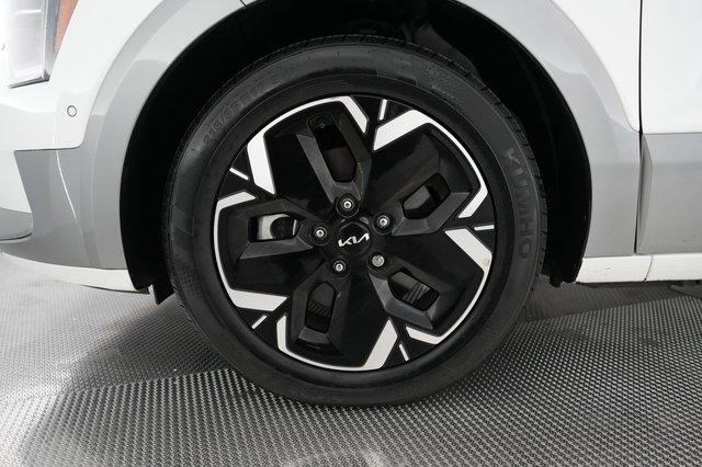 2023 Kia Niro EV — photo 15 of 25