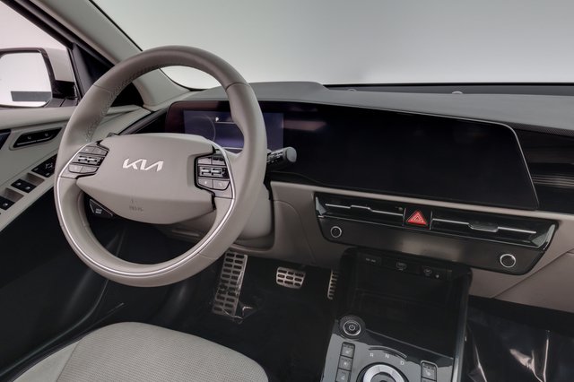 2023 Kia Niro EV — photo 20 of 25