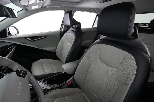 2023 Kia Niro EV — photo 3 of 25