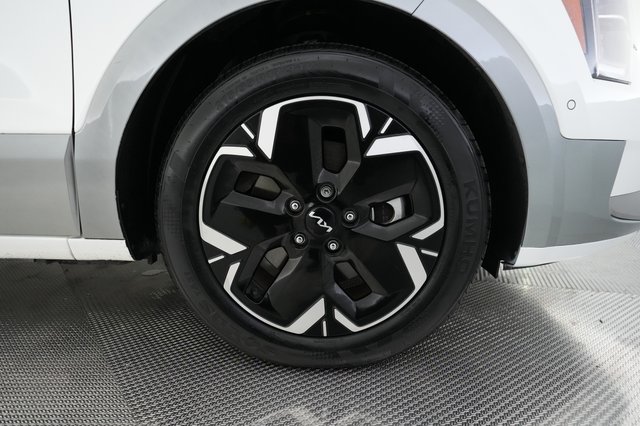 2023 Kia Niro EV — photo 16 of 25