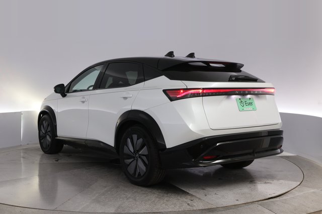2023 Nissan Ariya — photo 13 of 23