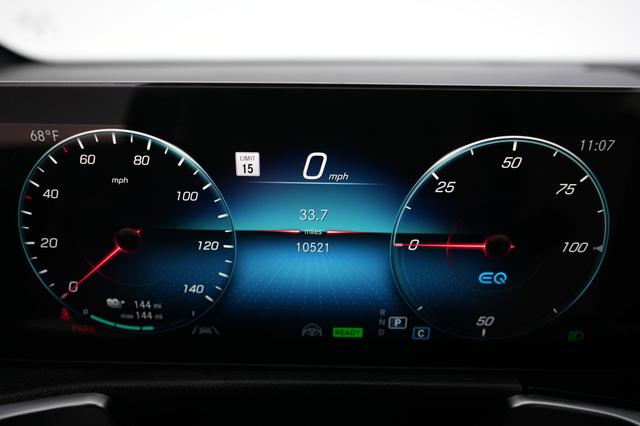 2023 Mercedes-Benz EQB — photo 5 of 28