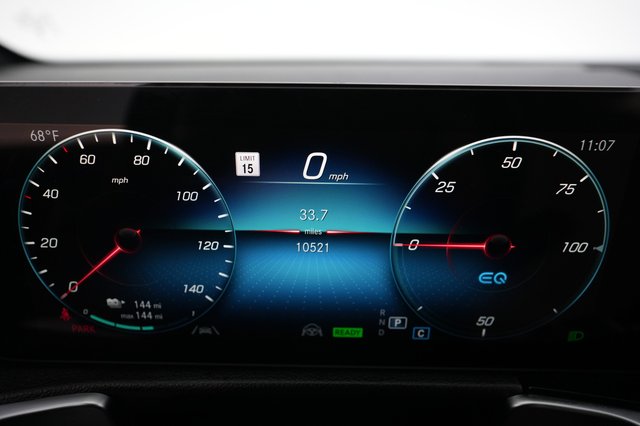 2023 Mercedes-Benz EQB — photo 5 of 28