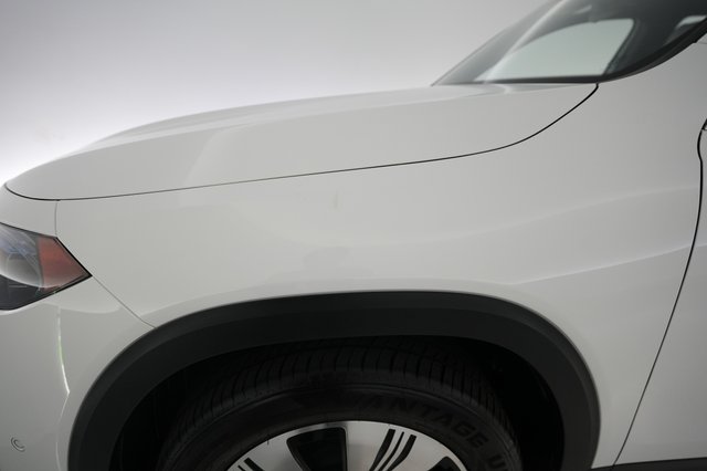 2023 Mercedes-Benz EQB — photo 26 of 28