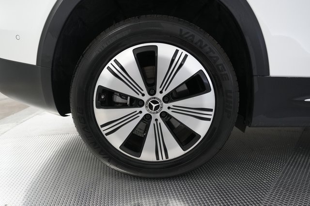 2023 Mercedes-Benz EQB — photo 17 of 28
