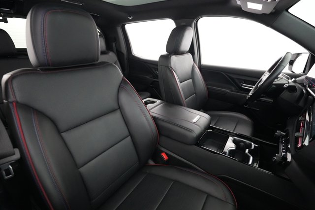 2024 Chevrolet Silverado EV — photo 12 of 23