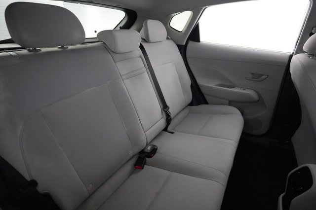 2024 Hyundai Kona Electric — photo 4 of 23