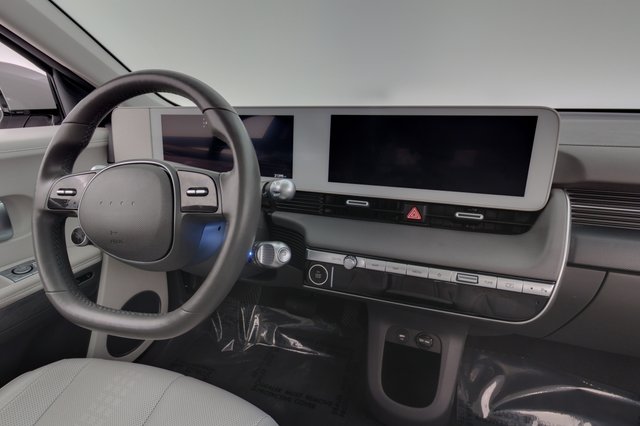 2024 Hyundai IONIQ 5 — photo 20 of 24
