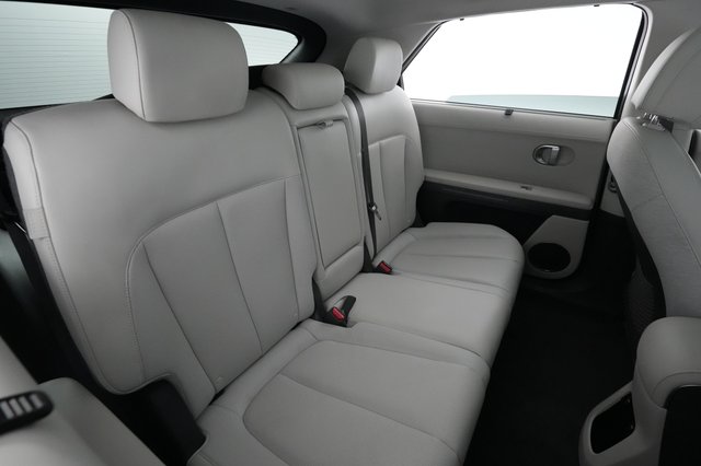 2024 Hyundai IONIQ 5 — photo 4 of 24