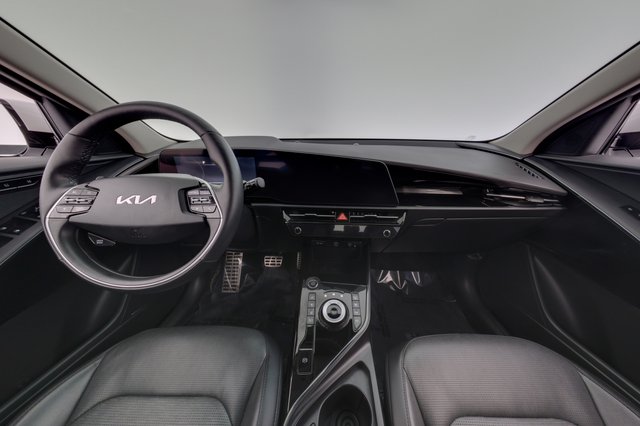 2024 Kia Niro EV — photo 21 of 24