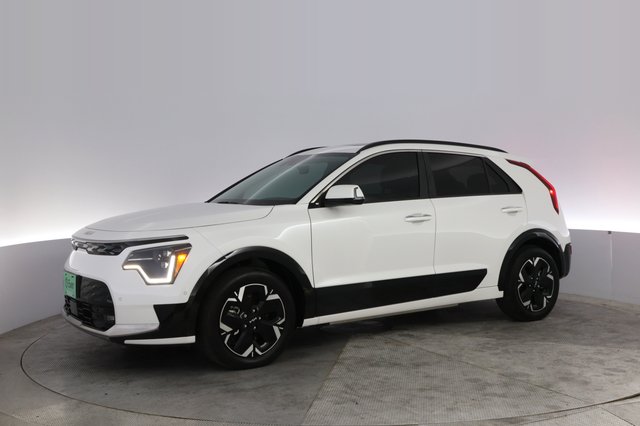 2024 Kia Niro EV — photo 14 of 24
