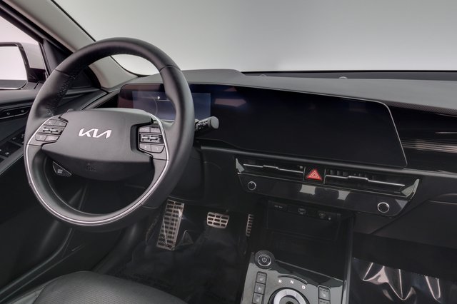 2024 Kia Niro EV — photo 20 of 24