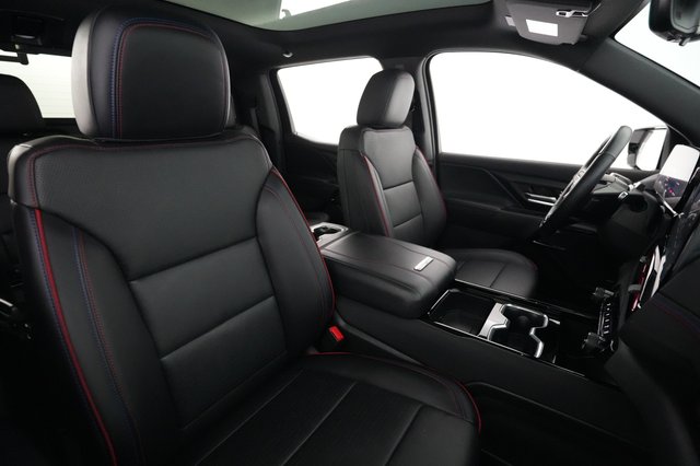 2024 Chevrolet Silverado EV — photo 12 of 16