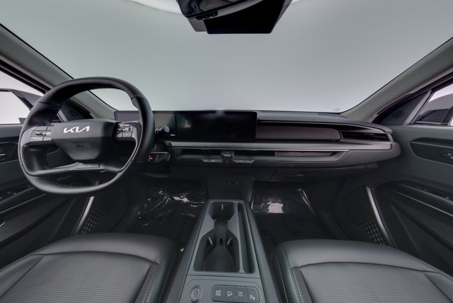 2024 Kia EV9 — photo 23 of 32