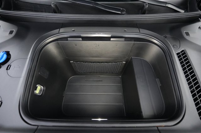 2024 Kia EV9 — photo 25 of 32