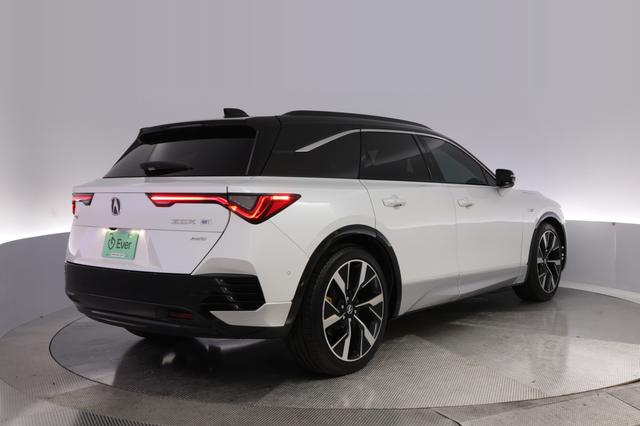 2024 Acura ZDX — photo 2 of 23