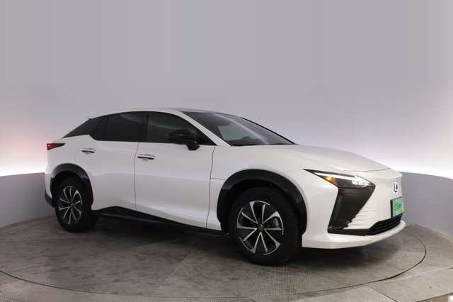 2024 Lexus RZ — photo 11 of 28