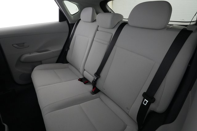 2024 Hyundai Kona Electric — photo 19 of 28