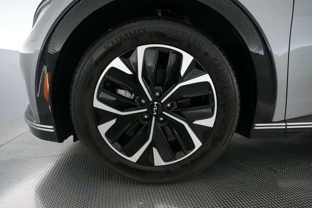 2024 Kia EV6 — photo 15 of 26