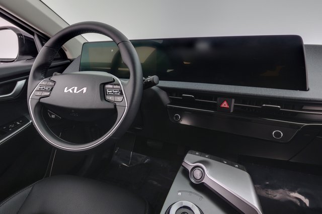 2024 Kia EV6 — photo 20 of 26