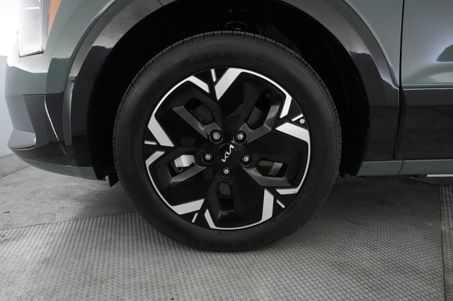 2025 Kia Niro EV — photo 15 of 23