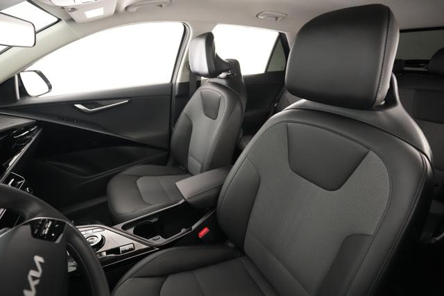 2025 Kia Niro EV — photo 3 of 23