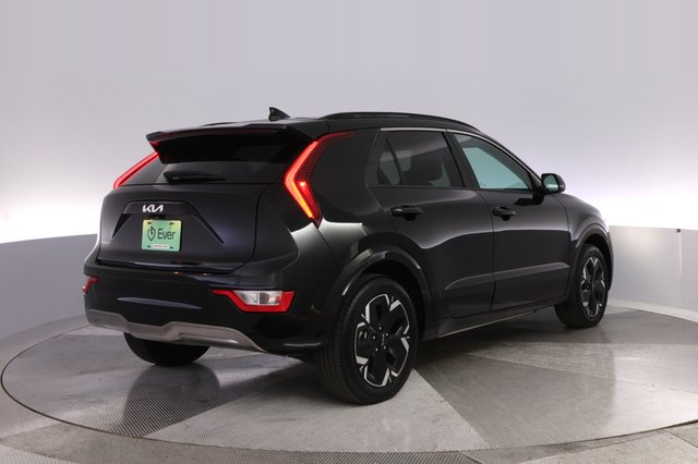 2025 Kia Niro EV — photo 2 of 26