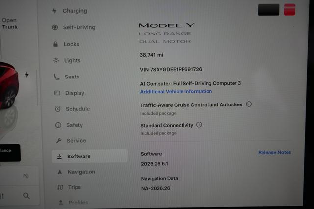 2023 Tesla Model Y — photo 5 of 26
