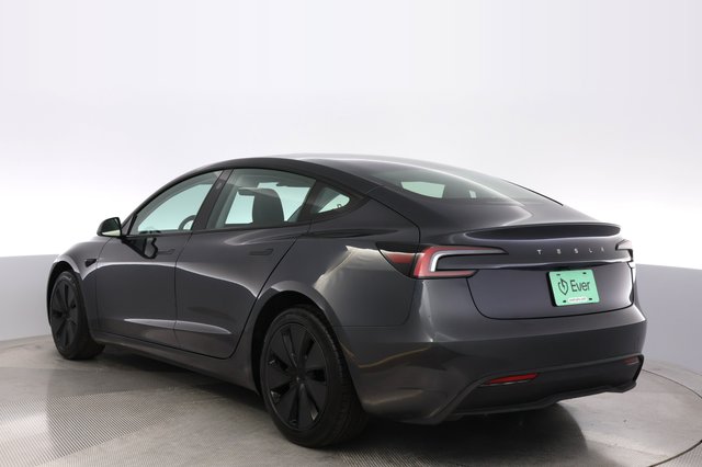 2025 Tesla Model 3 — photo 13 of 24