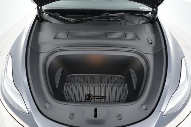 2024 Tesla Model Y — photo 23 of 24