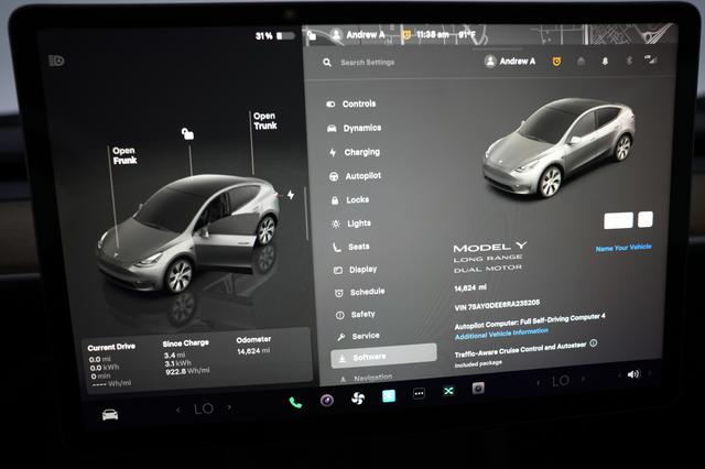 2024 Tesla Model Y — photo 5 of 24