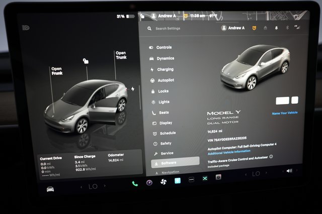 2024 Tesla Model Y — photo 5 of 24