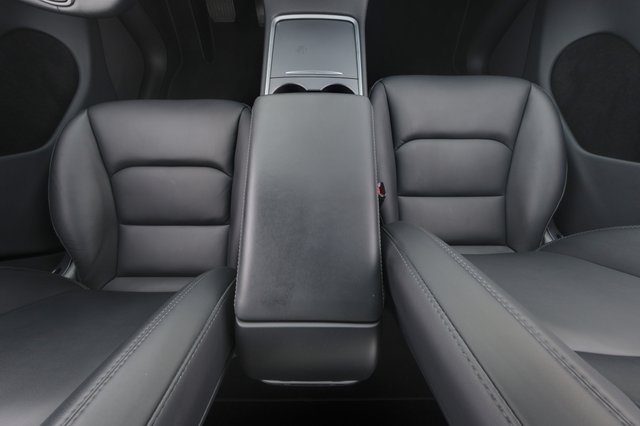 2024 Tesla Model Y — photo 22 of 24