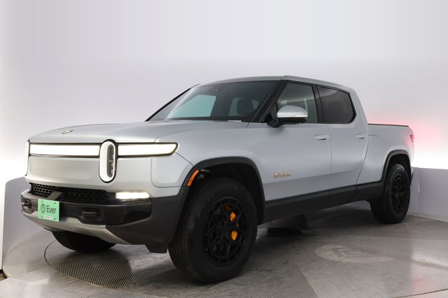 2022 Rivian R1T — VIN 7FCTGAAA1NN008134