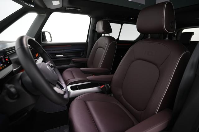 2025 Volkswagen ID.Buzz — photo 3 of 24