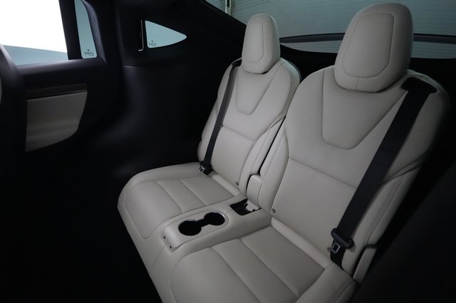 2026 Tesla Model X — photo 21 of 26