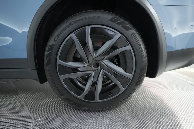 2026 Tesla Model X — photo 7 of 26