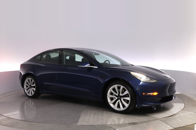 2018 Tesla Model 3 — photo 11 of 24